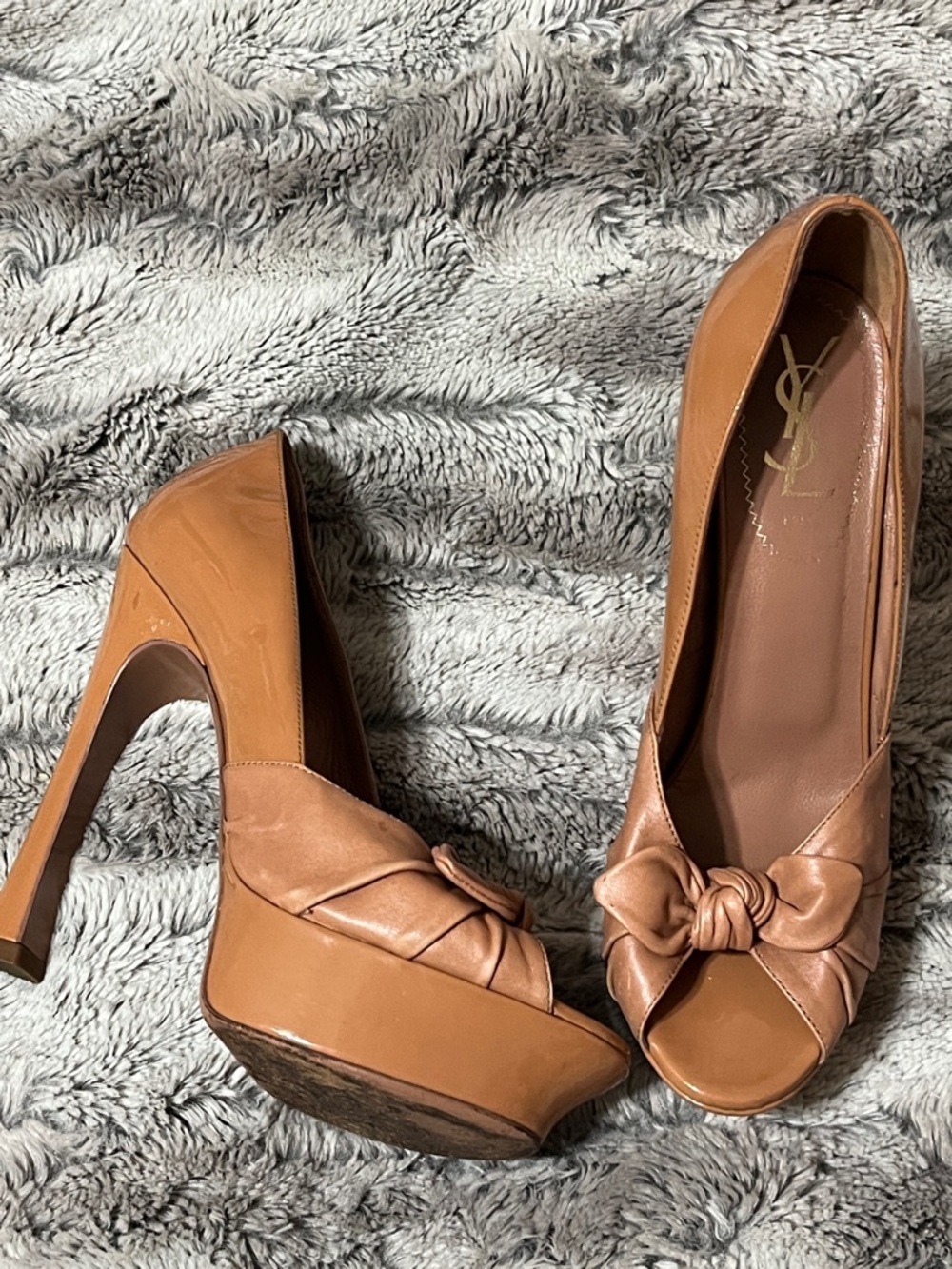 Yves Saint Laurent Palais platform pumps featuring a peep-toe heel